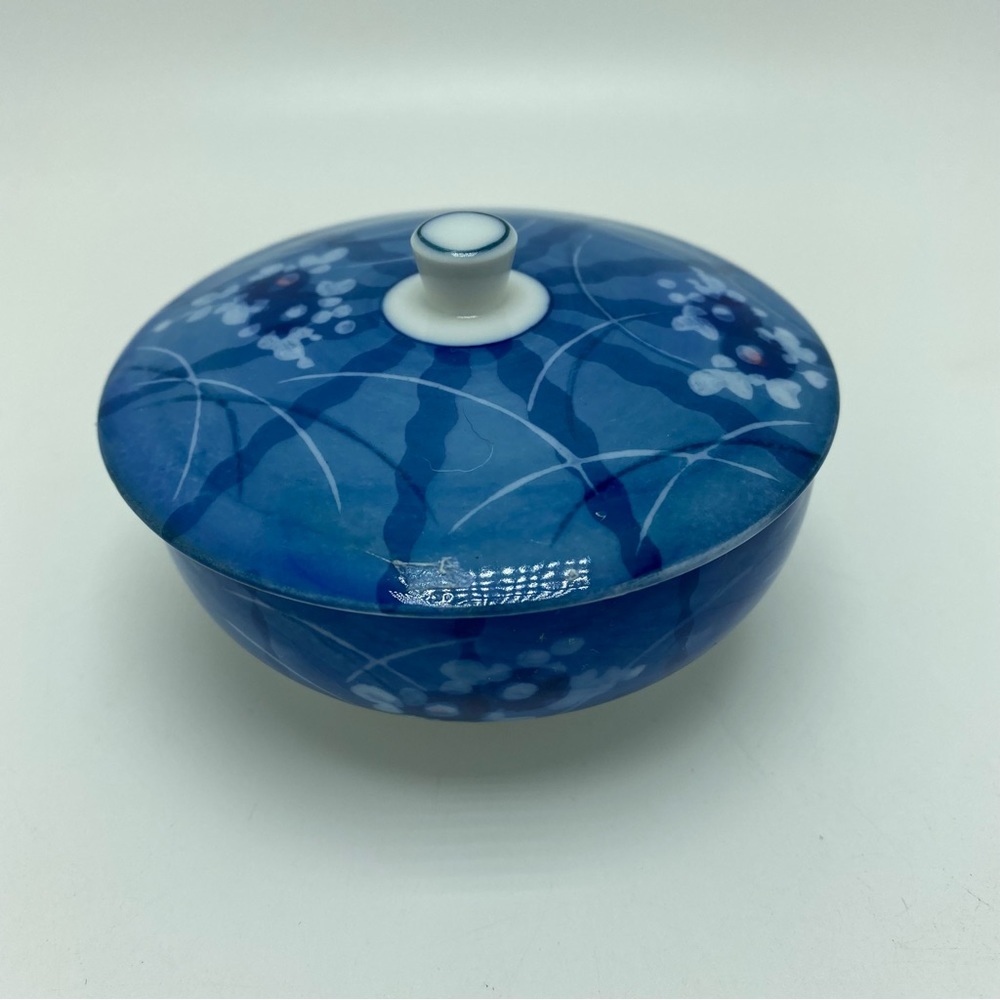 Vintage Small Blue Porcelain Covered Rice Bowl